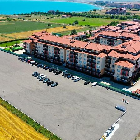 Apartcomplex Chateau Aheloy Luaran gambar