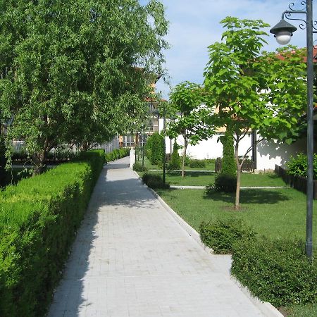 Apartcomplex Chateau Aheloy Luaran gambar