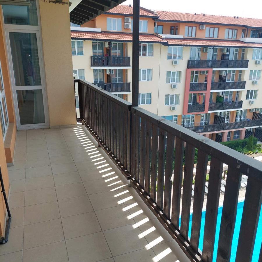 Apartcomplex Chateau Aheloy Luaran gambar
