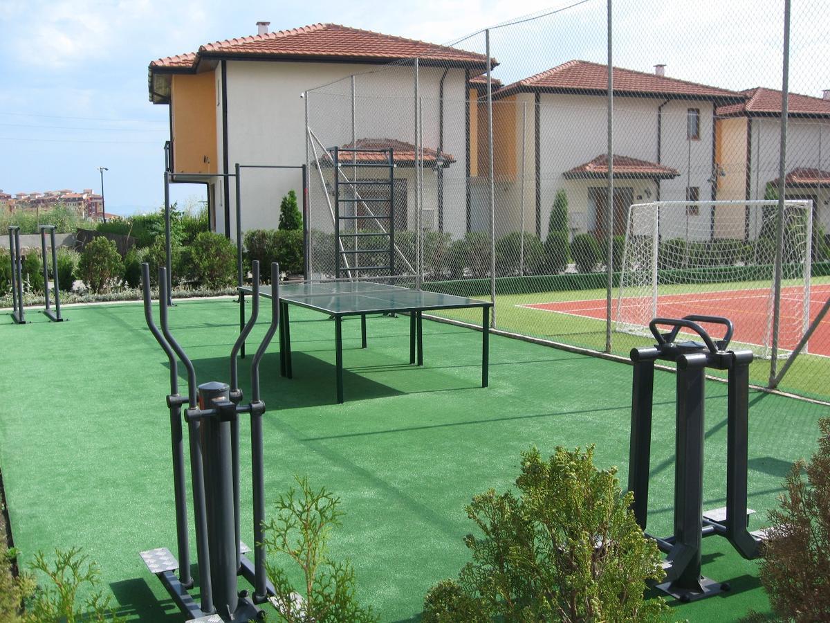 Apartcomplex Chateau Aheloy Luaran gambar