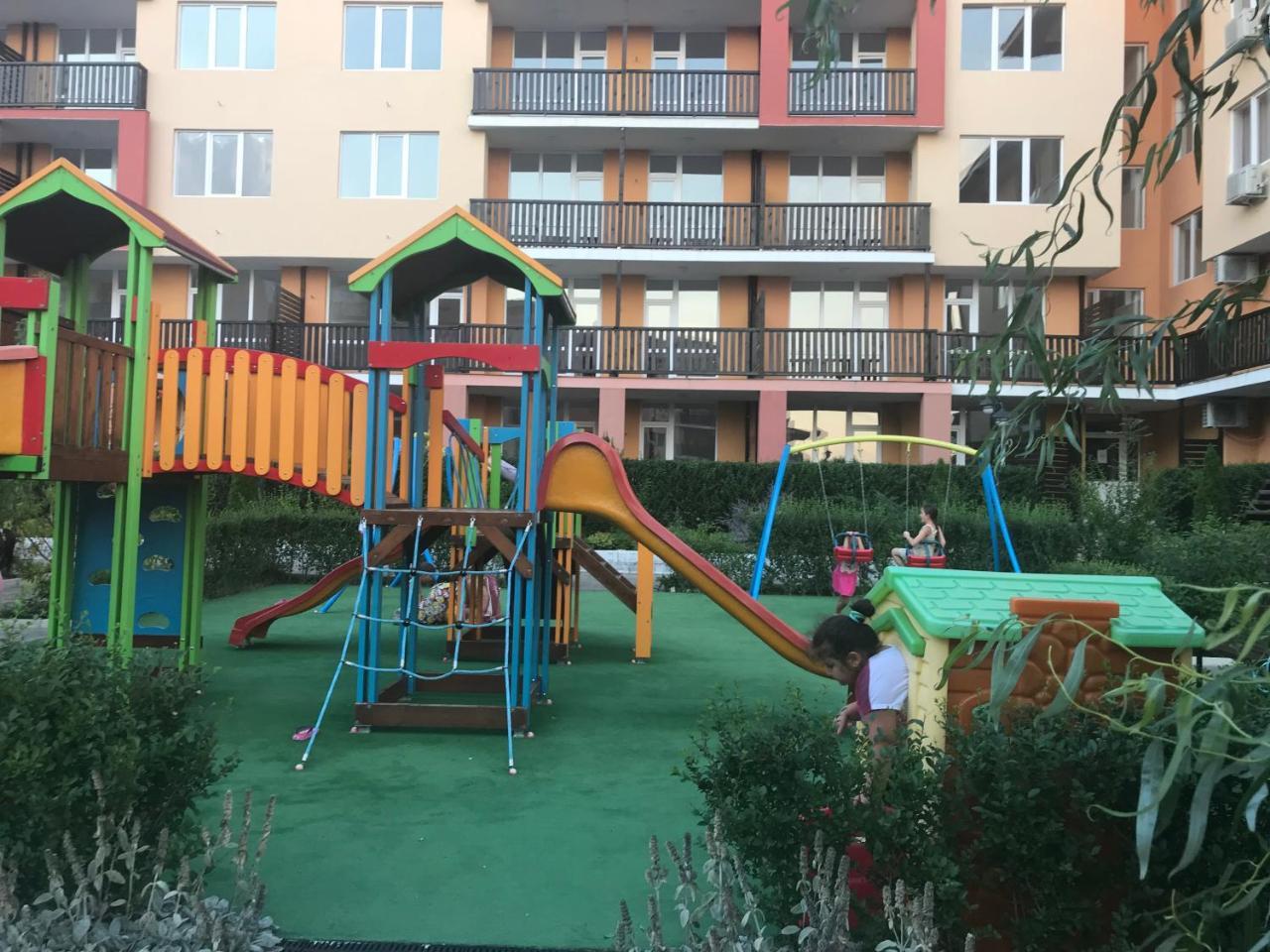 Apartcomplex Chateau Aheloy Luaran gambar