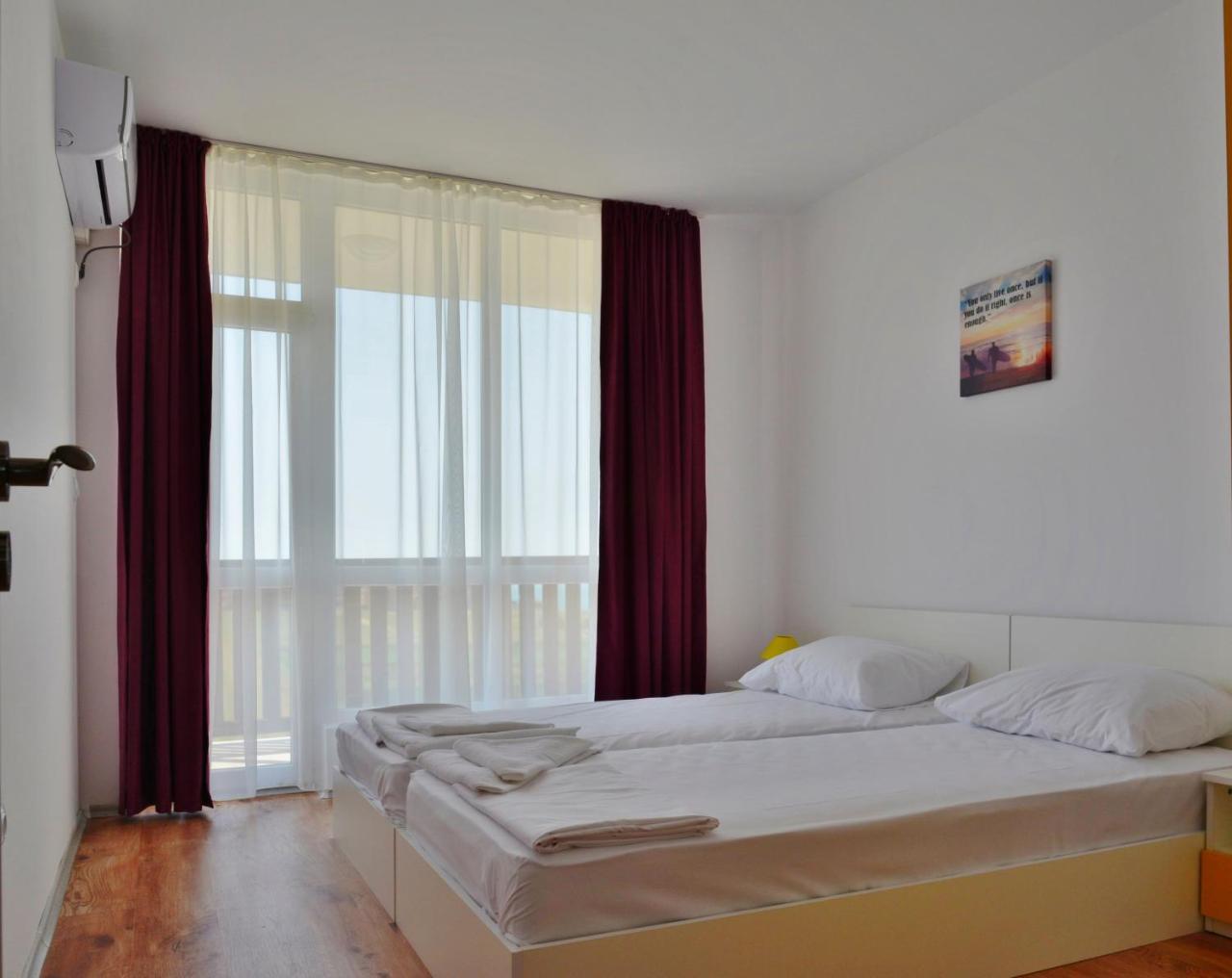 Apartcomplex Chateau Aheloy Luaran gambar