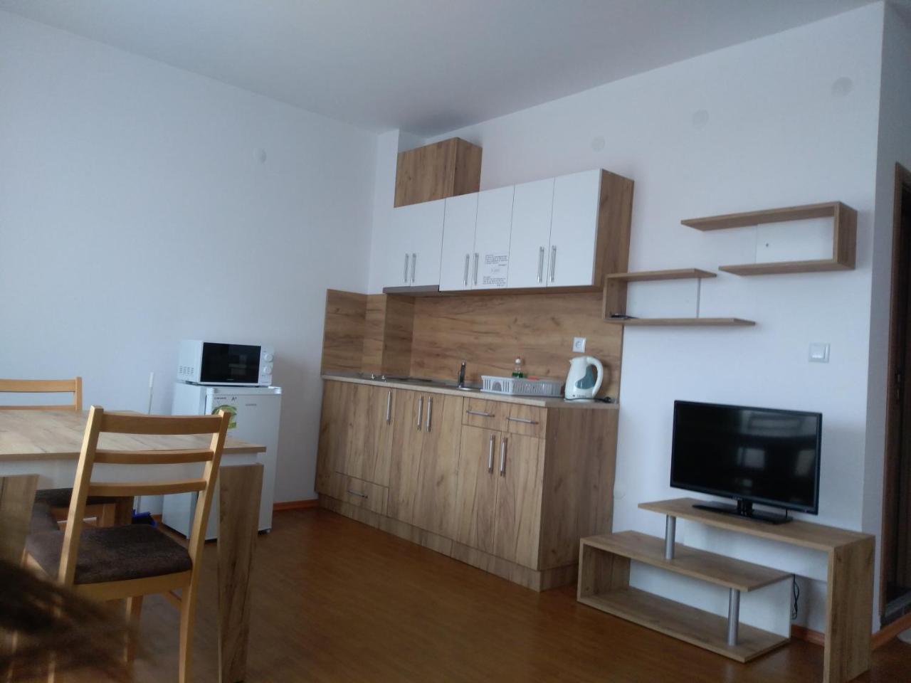 Apartcomplex Chateau Aheloy Luaran gambar