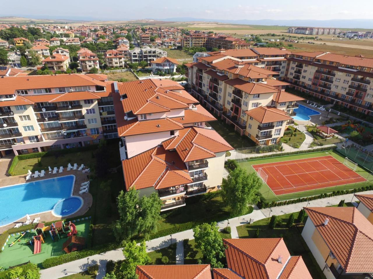 Apartcomplex Chateau Aheloy Luaran gambar